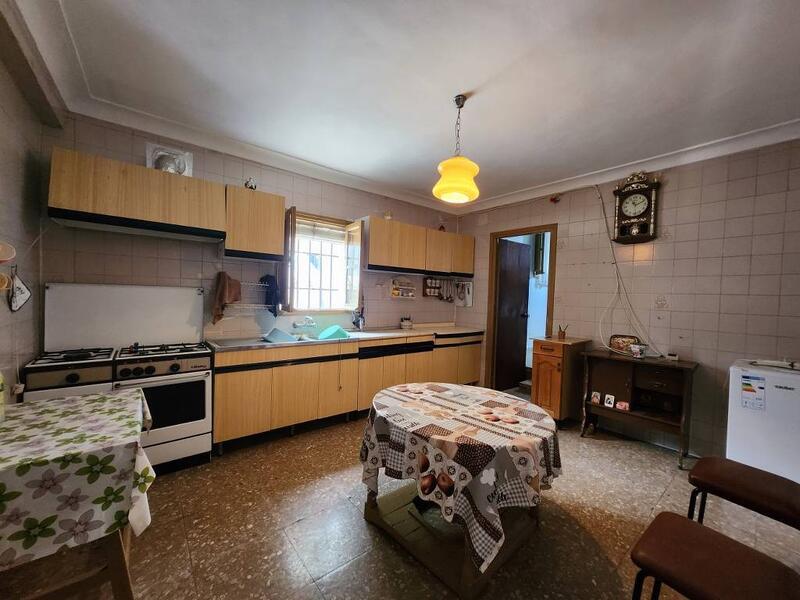 4 bedroom Country House for sale