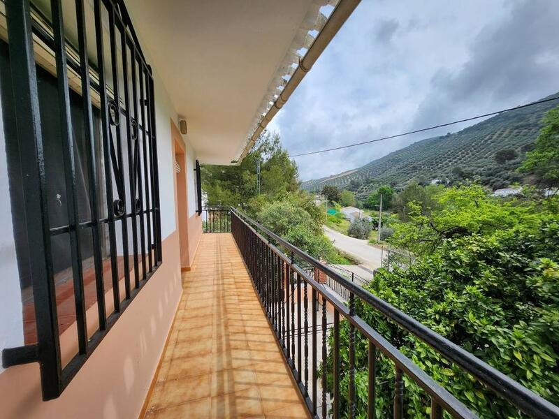 4 bedroom Country House for sale