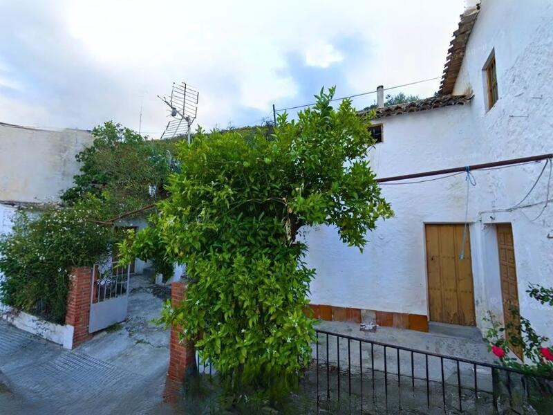 Adosado en venta en Almedinilla, Córdoba