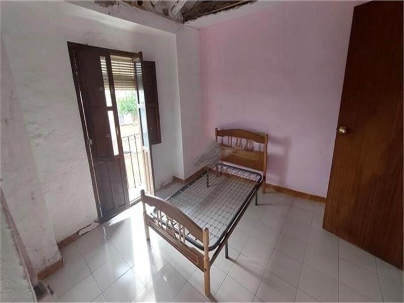 4 slaapkamer Gezinswoning Te koop