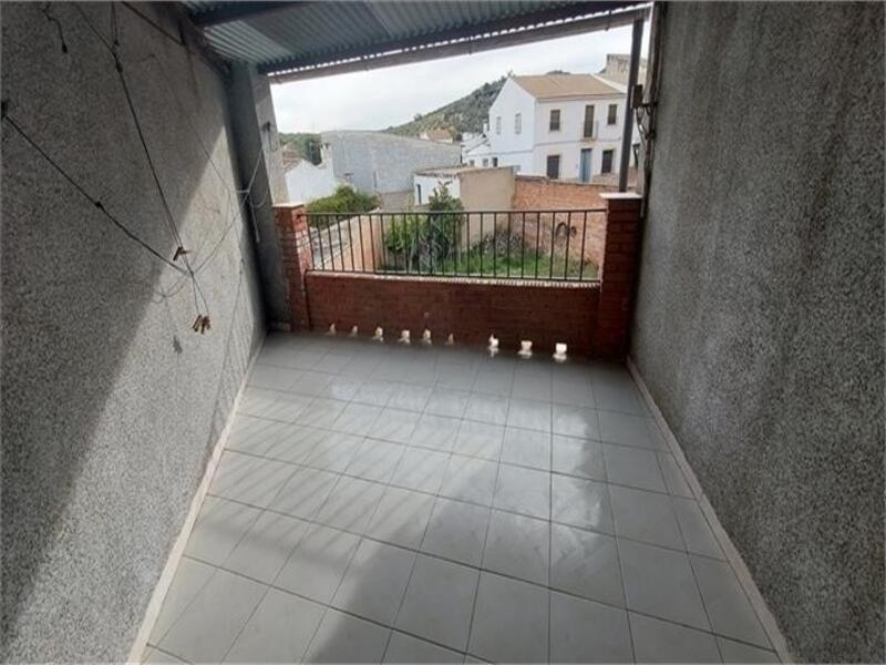 4 slaapkamer Gezinswoning Te koop