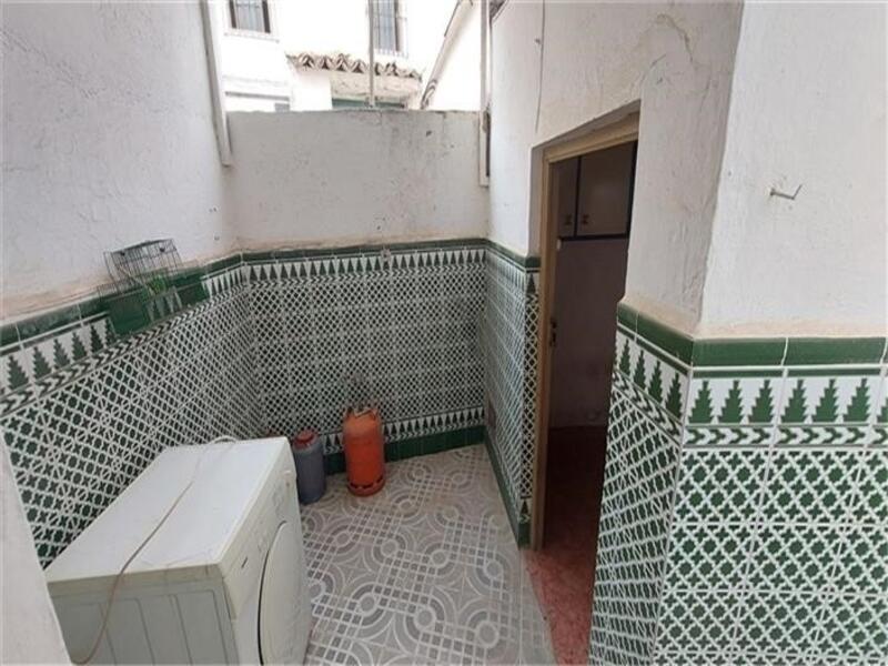 4 slaapkamer Gezinswoning Te koop