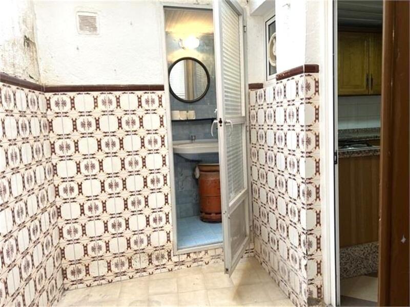 5 slaapkamer Gezinswoning Te koop