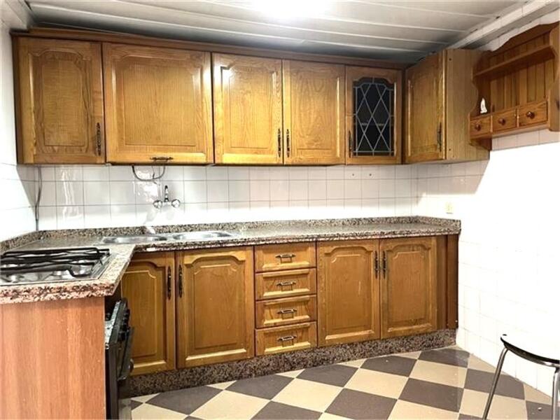 5 slaapkamer Gezinswoning Te koop