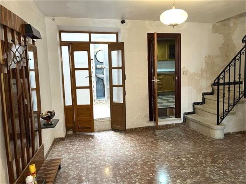 5 slaapkamer Gezinswoning Te koop