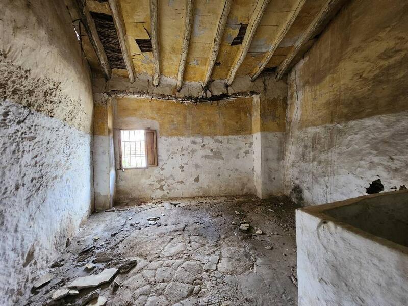 3 slaapkamer Gezinswoning Te koop