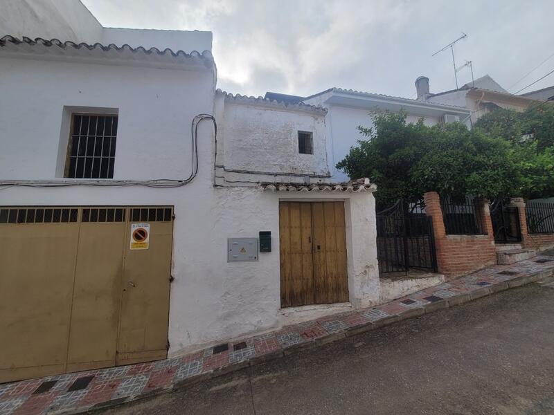 3 slaapkamer Gezinswoning Te koop