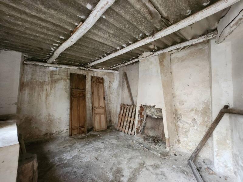 3 slaapkamer Gezinswoning Te koop