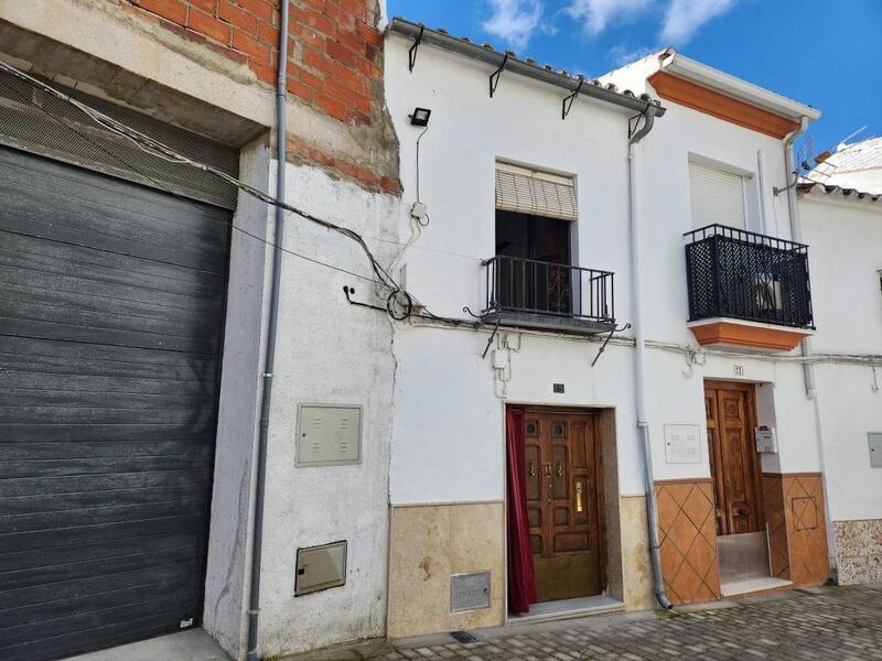 Townhouse for sale in Luque, Córdoba