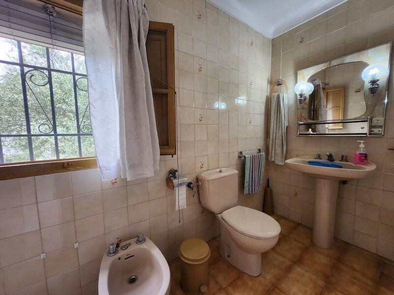 4 slaapkamer Landhuis Te koop