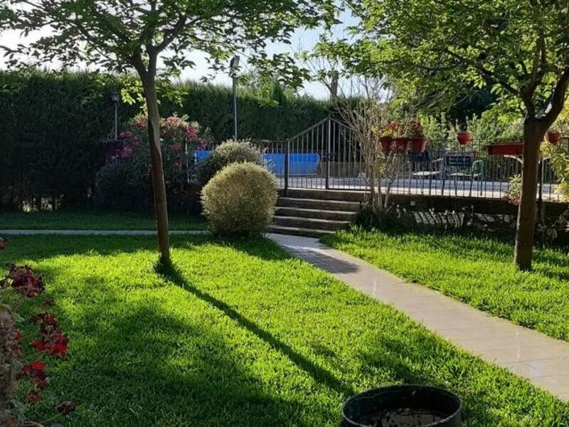 5 Schlafzimmer Landhaus zu verkaufen