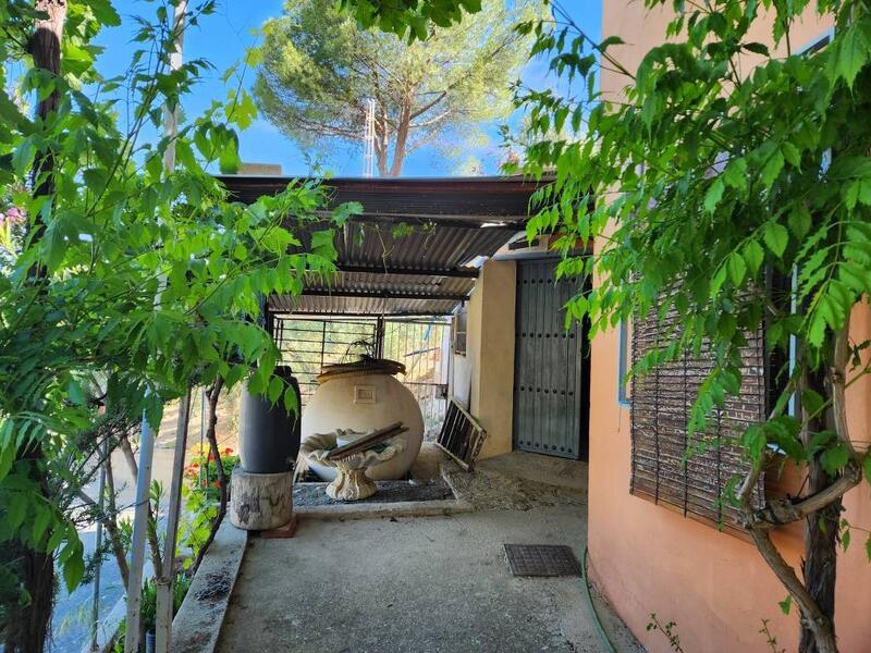 2 bedroom Country House for sale