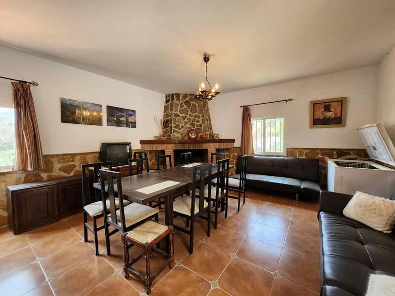 3 slaapkamer Landhuis Te koop