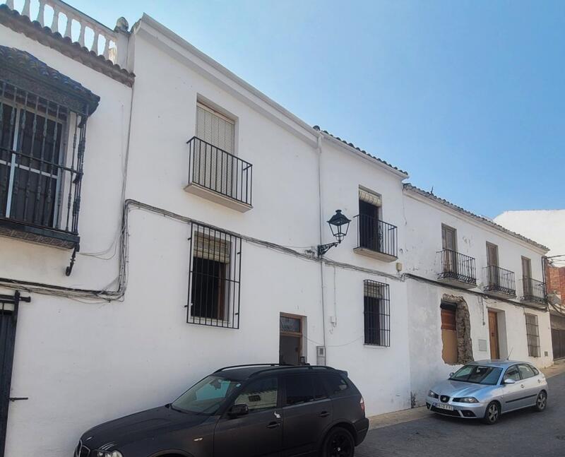 Townhouse for sale in Fuente Tojar, Córdoba