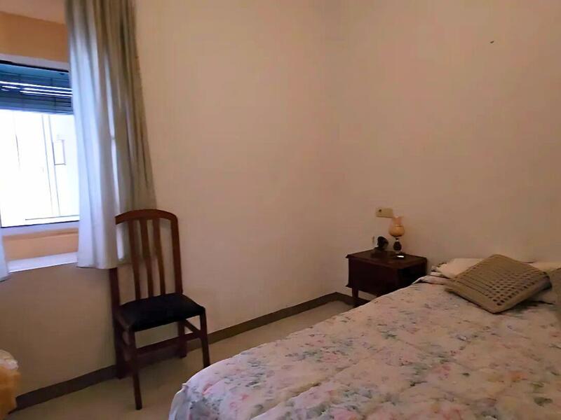 6 bedroom Townhouse for sale
