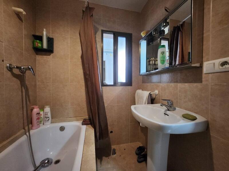 3 bedroom Townhouse for sale