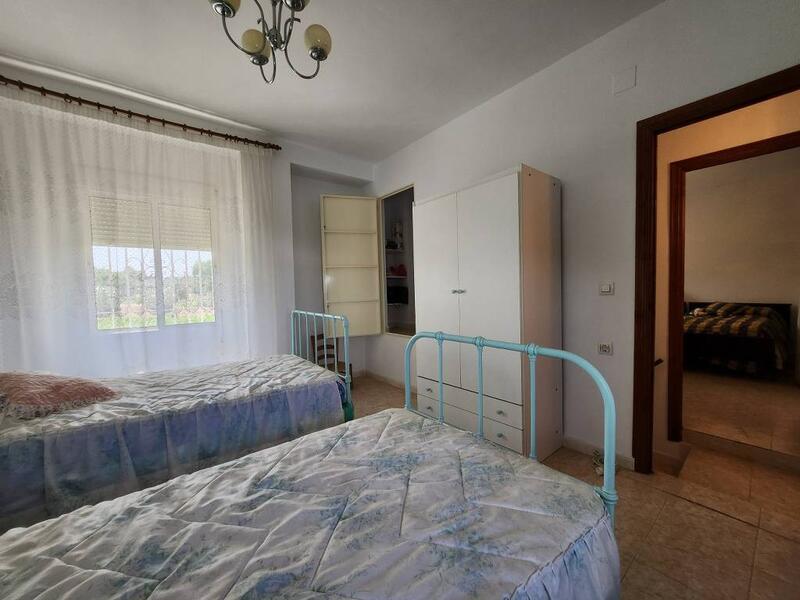 3 Schlafzimmer Landhaus zu verkaufen