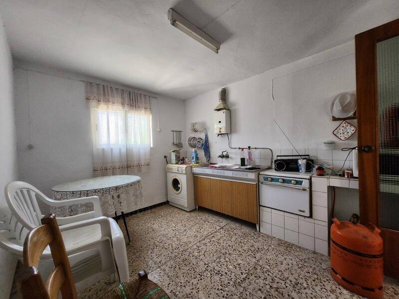 3 Schlafzimmer Landhaus zu verkaufen