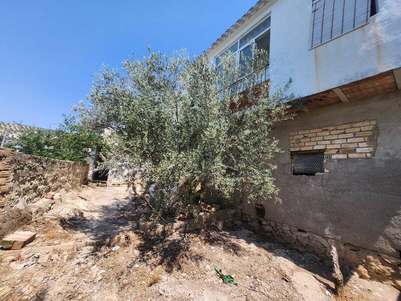 3 bedroom Townhouse for sale