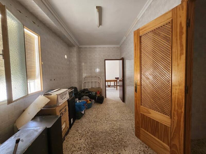 3 bedroom Townhouse for sale