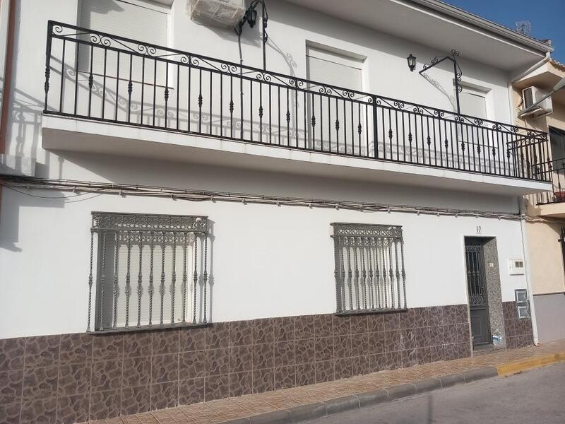 Apartment for sale in Noguerones, Jaén