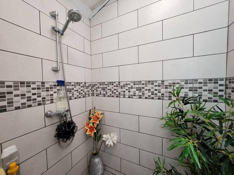 2 slaapkamer Gezinswoning Te koop
