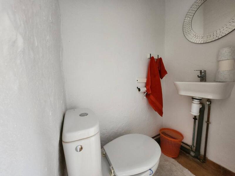 2 slaapkamer Gezinswoning Te koop