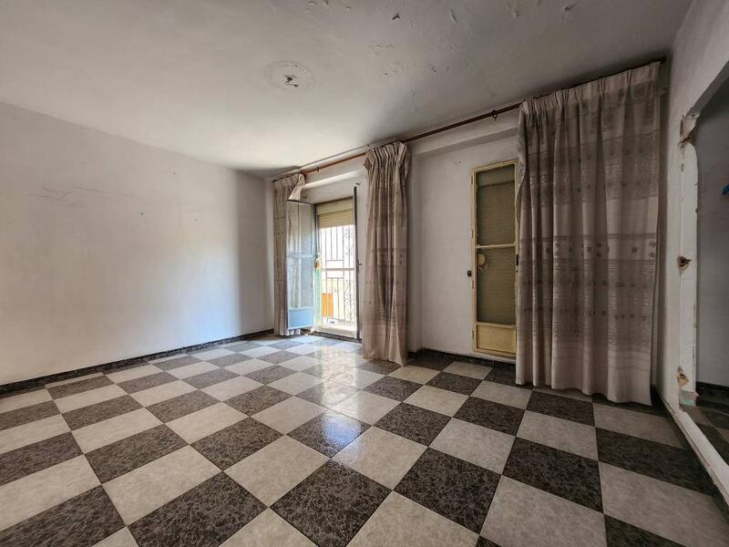 5 soveværelse Byhus til salg