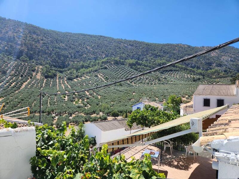 3 bedroom Country House for sale