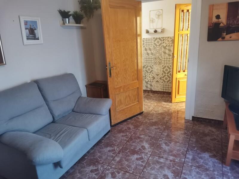 4 bedroom Townhouse for sale