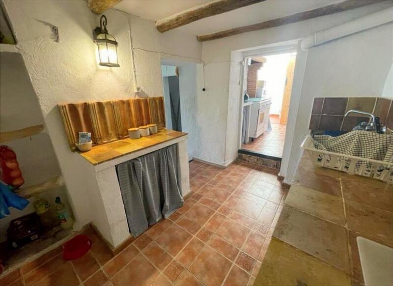 3 Schlafzimmer Landhaus zu verkaufen