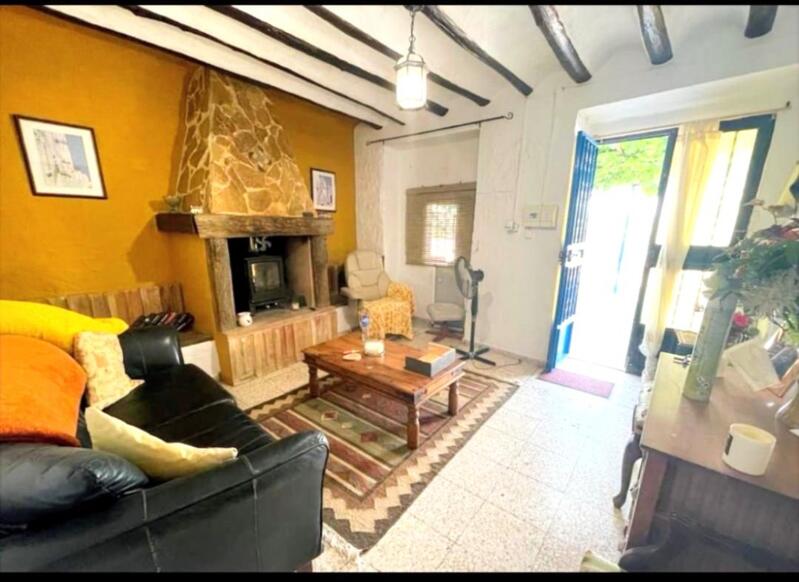 3 Schlafzimmer Landhaus zu verkaufen