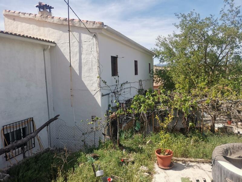 4 bedroom Country House for sale