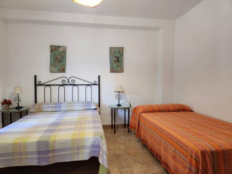6 bedroom Country House for sale