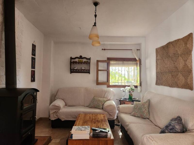 6 bedroom Country House for sale