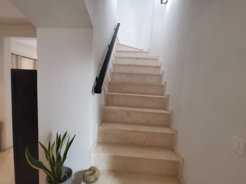 4 slaapkamer Landhuis Te koop