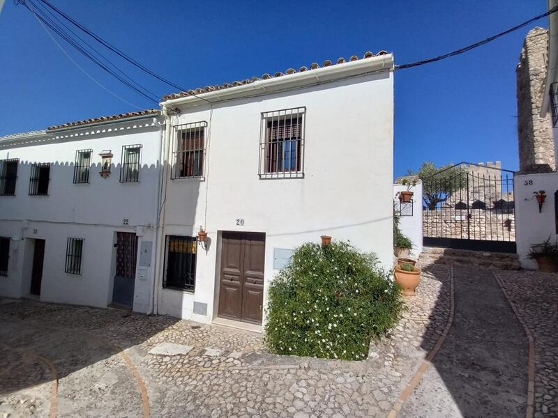 Country House for sale in Zuheros, Córdoba