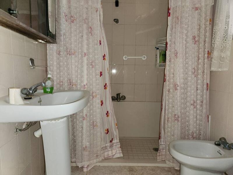 4 bedroom Townhouse for sale