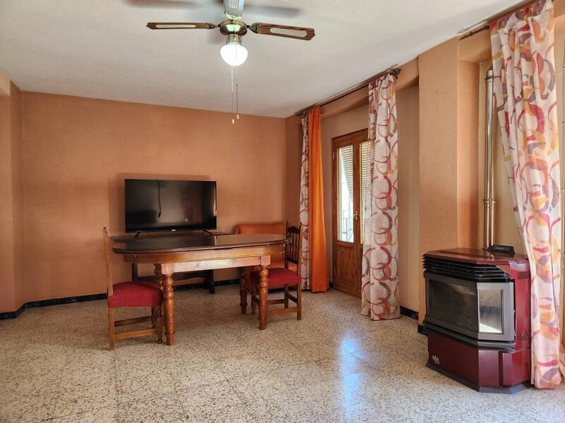 4 slaapkamer Gezinswoning Te koop