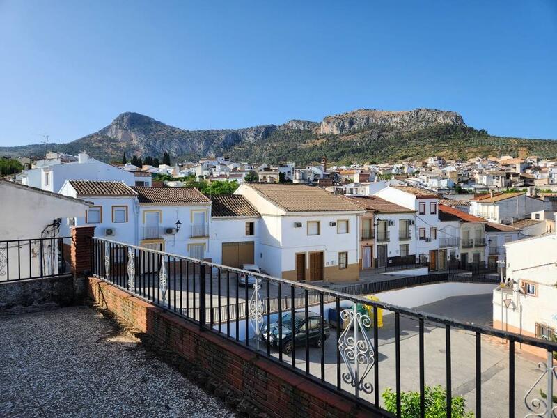 5 bedroom Townhouse for sale 5 bedroom Townhouse for sale