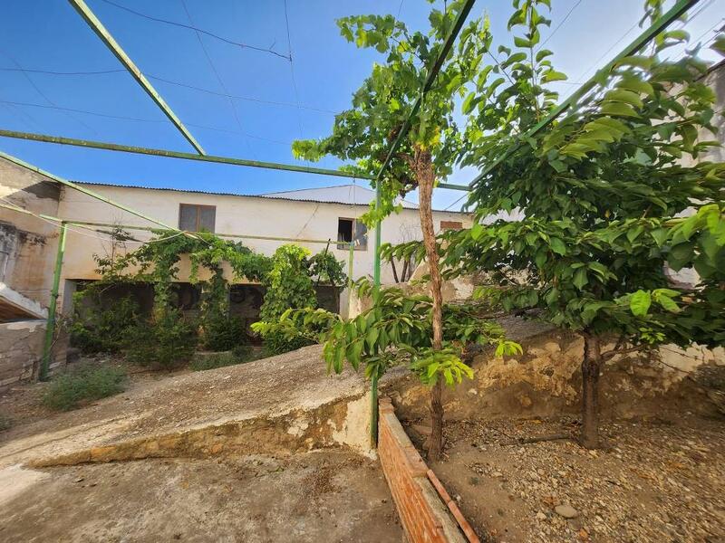 5 bedroom Townhouse for sale 5 bedroom Townhouse for sale