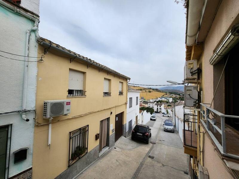 3 bedroom Townhouse for sale 3 bedroom Townhouse for sale