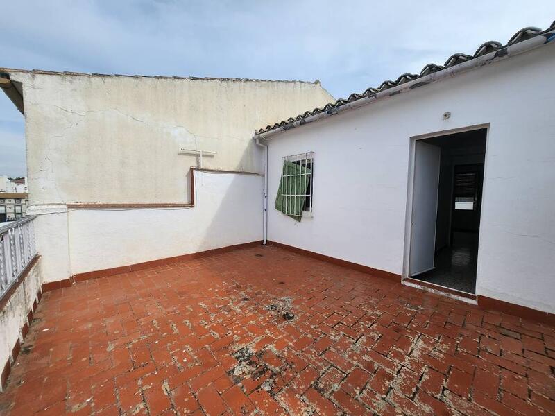 8 bedroom Townhouse for sale 8 bedroom Townhouse for sale