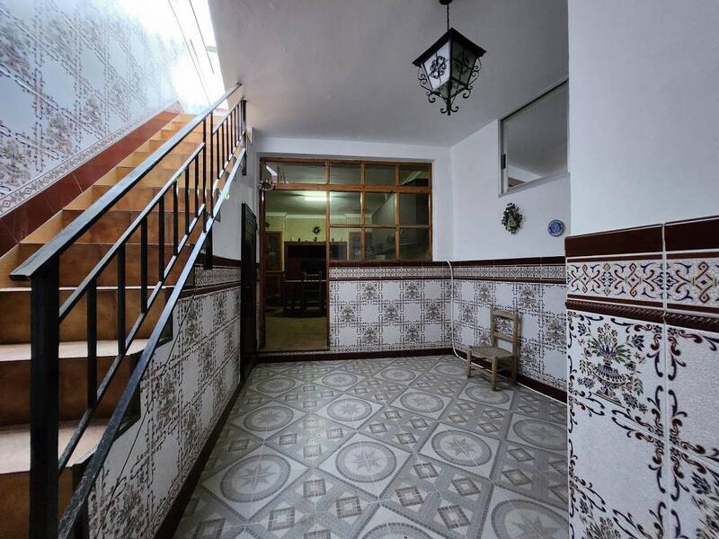 3 bedroom Townhouse for sale