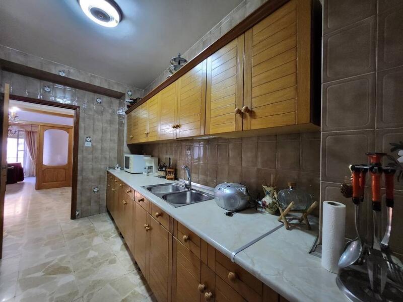 3 bedroom Townhouse for sale