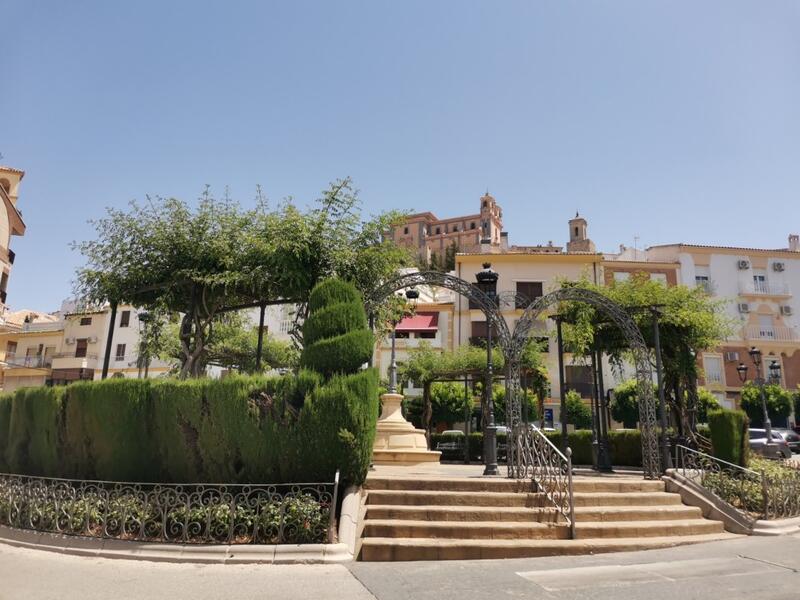 3 спальная комната квартира продается