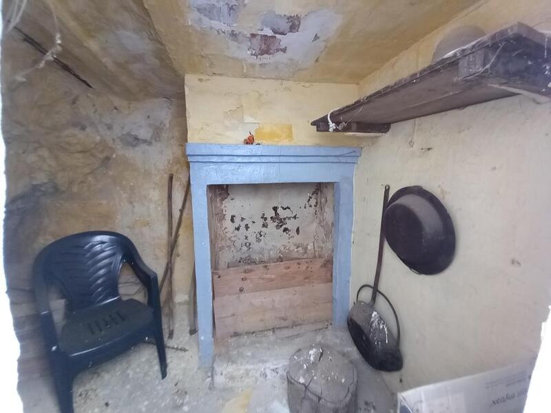 3 bedroom Townhouse for sale