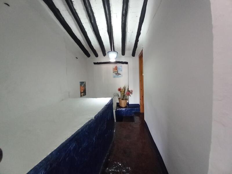 3 bedroom Townhouse for sale