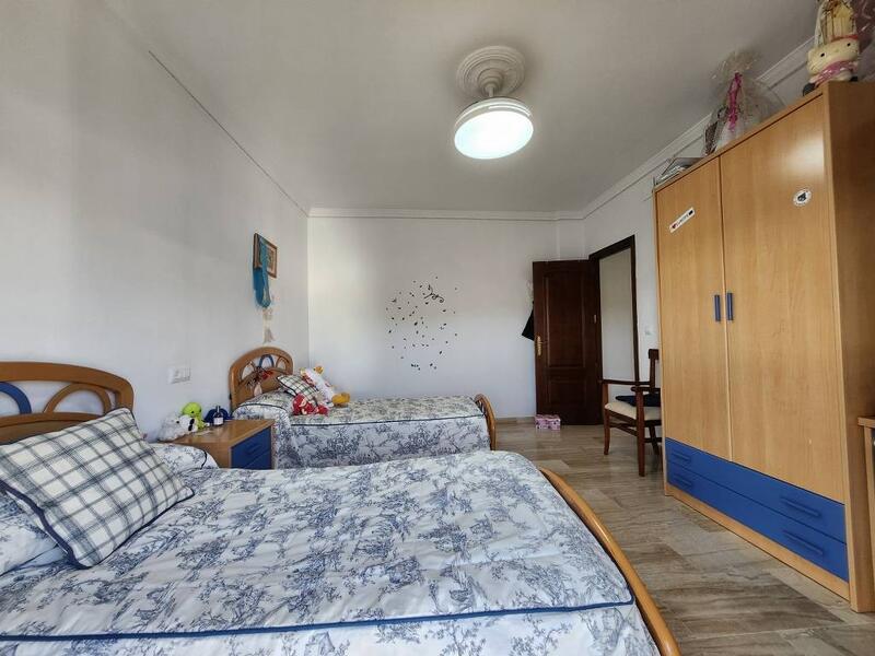 3 Schlafzimmer Stadthaus zu verkaufen 3 Schlafzimmer Stadthaus zu verkaufen