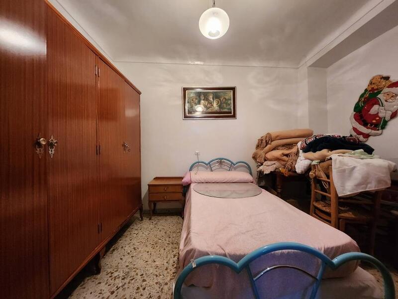 7 sovrum Radhus till salu